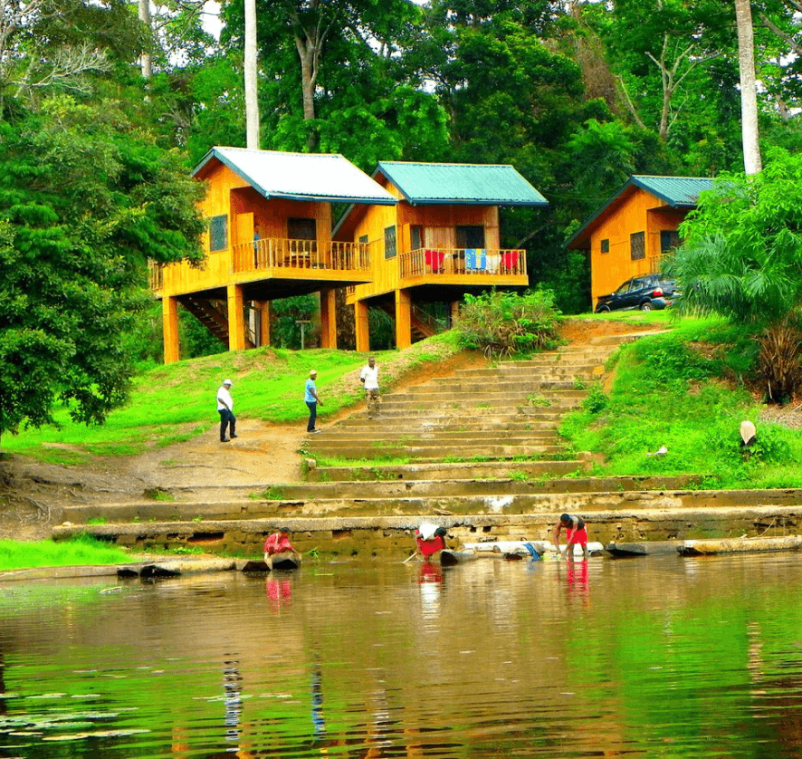 Éco-Lodge du Lac Baleng